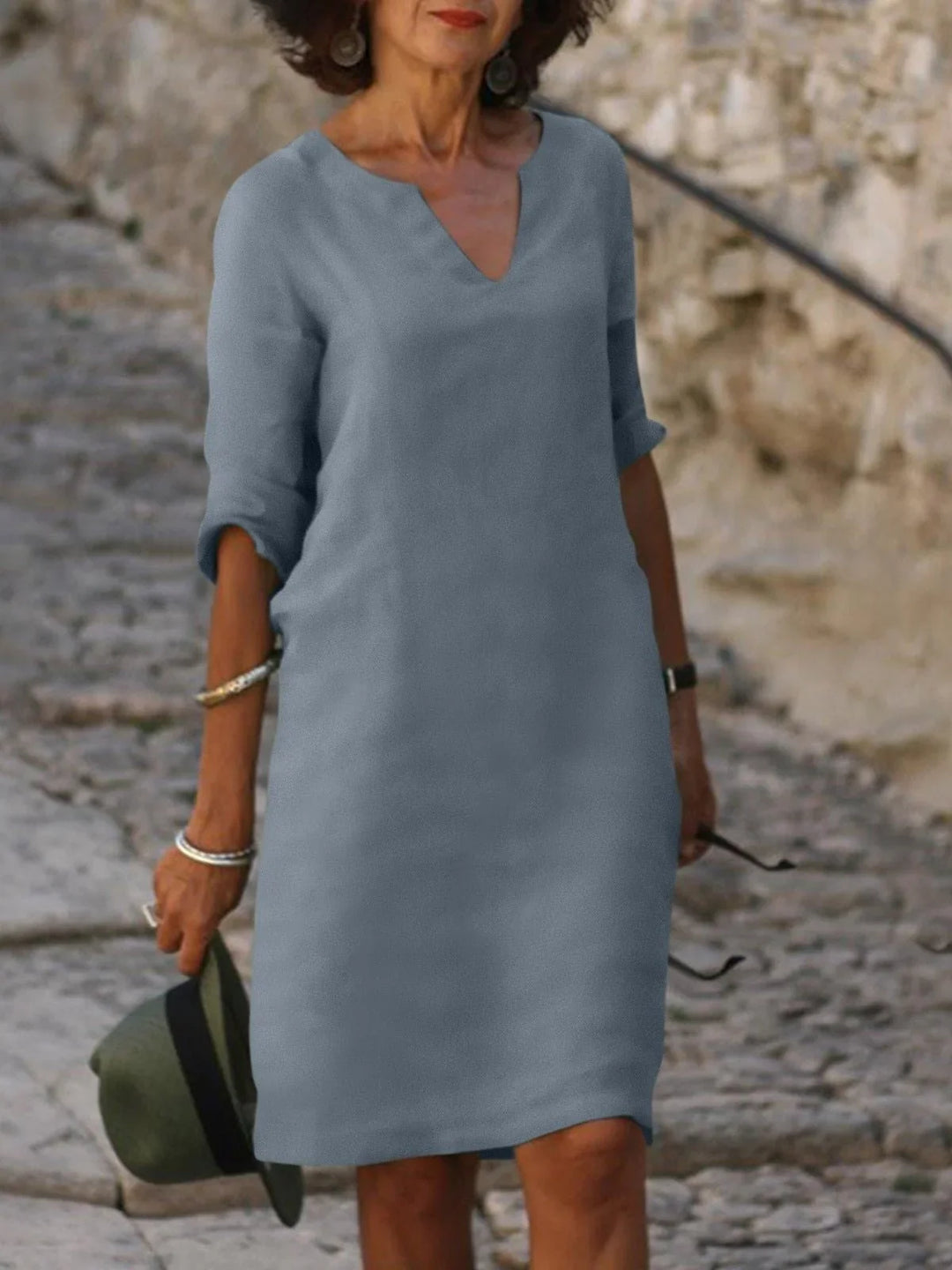 Aisling | V-neck dress that covers the stomach